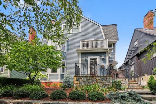 176 Medway St, Providence, RI, 02906-5202 | Card Image