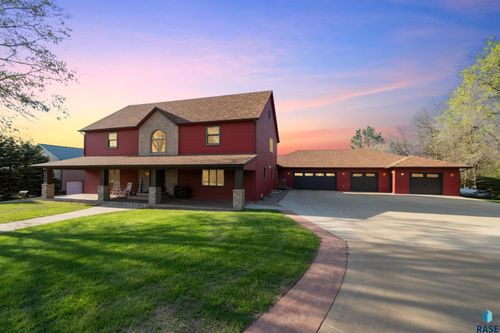 48190 265th St, Brandon, SD, 57005-7205 | Card Image