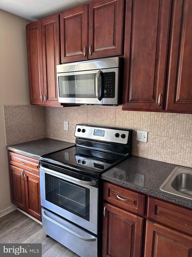 7000 Forrest Ave, Condo with 2 bedrooms, 1 bathrooms and null parking in PHILADELPHIA PA | Image 14