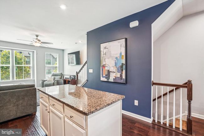 43436 Apple Orchard Sq, Townhouse with 4 bedrooms, 5 bathrooms and null parking in ASHBURN VA | Image 22