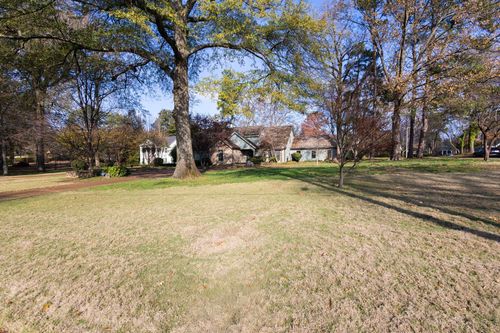 3394 Waynoka Ave, Memphis, TN, 38111-4740 | Card Image