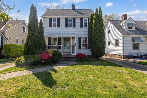 3268 W 142nd St, Cleveland, OH, 44111-1413 | Card Image