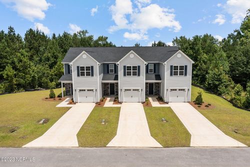 227 Verrazzano Ln, Jacksonville, NC, 28546-7914 | Card Image