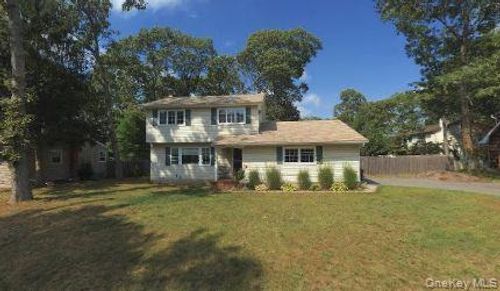 43 Vanderbilt Ave, Saint James, NY, 11780-1731 | Card Image