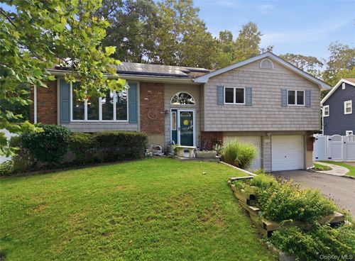 26 Pickwick Hill Dr, Huntingtn Sta, NY, 11746-1249 | Card Image