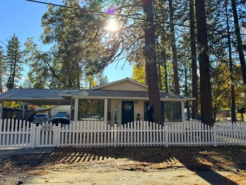 21542 Sonoma St, Burney, CA, 96013-9732 | Card Image