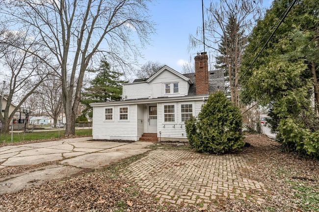 22514 Ridgeway St, House other with 2 bedrooms, 2 bathrooms and null parking in Saint Clair Shores MI | Image 22