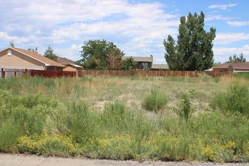 355 W Dunlop Dr, Pueblo West, CO, 81007-1674 | Card Image