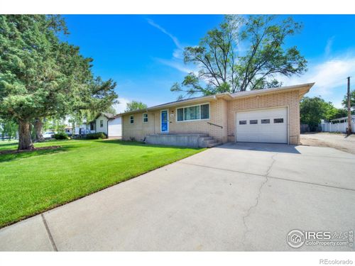910 Carol St, Fort Morgan, CO, 80701-3520 | Card Image
