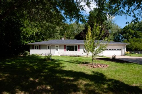 15494 Coon Hollow Rd, Three Rivers, MI, 49093-9562 | Card Image