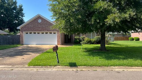 204 Prewitt Cir, Richland, MS, 39218-6028 | Card Image