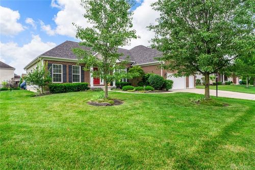 2073 Lincolnshire Dr, Beavercreek, OH, 45434-8062 | Card Image