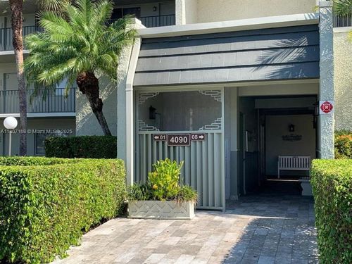 apt-201-4090 Tivoli Ct, LAKE WORTH, FL, 33467-4026 | Card Image