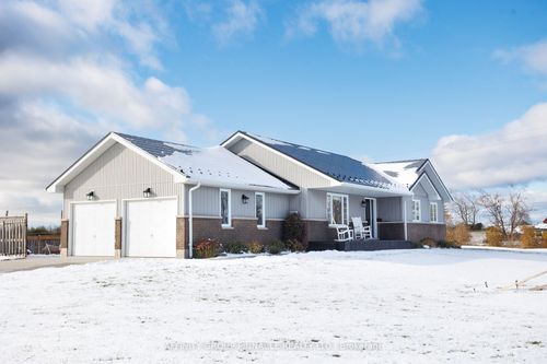 2017 Sturgeon Rd, Dunsford, ON, K0M1L0 | Card Image