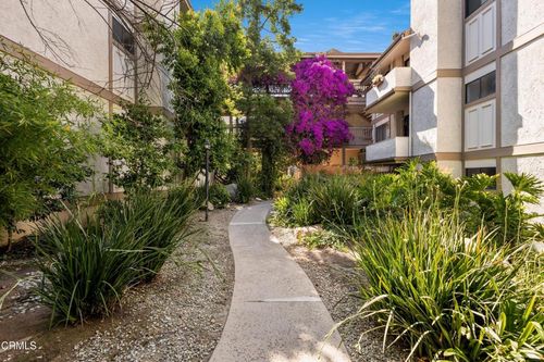 208-3480 Barham Blvd, Los Angeles, CA, 90068-1401 | Card Image