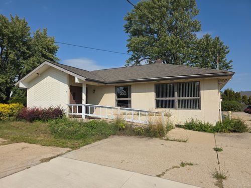 2202 Locust St, Sterling, IL, 61081-1110 | Card Image