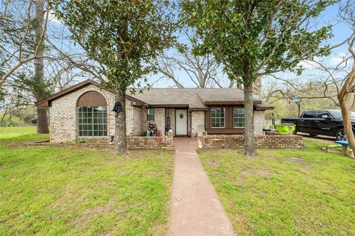 548 N State Highway 95, Bastrop, TX, 78602-7755 | Card Image