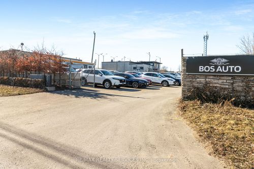 2479 Beryl Rd, Oakville, ON, L6J7X3 | Card Image