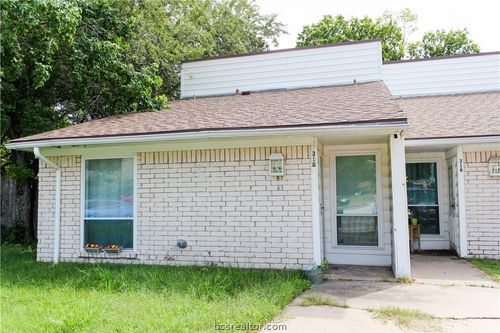 318 Amherst Cir, College Station, TX, 77840-4668 | Card Image