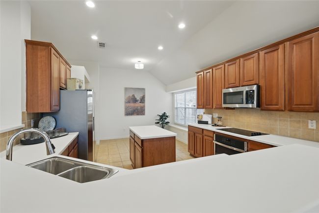 Open concept chef inspired kitchen | Image 6