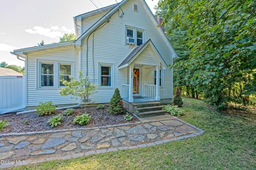 780 Feura Bush Rd, Delmar, NY, 12054-9791 | Card Image