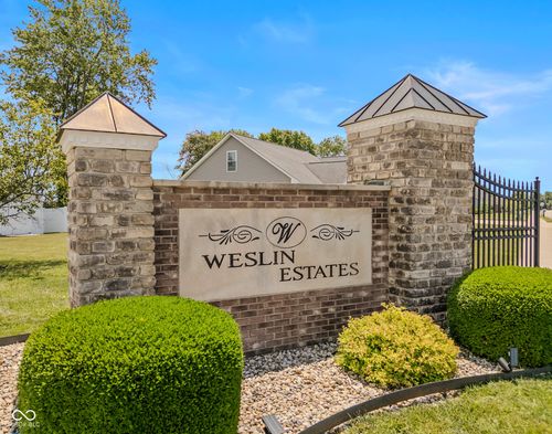 1967 Austin James Ln, Seymour, IN, 47274-3373 | Card Image