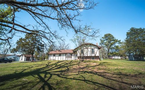 58 Brownstone Ln, Cuba, MO, 65453-9318 | Card Image