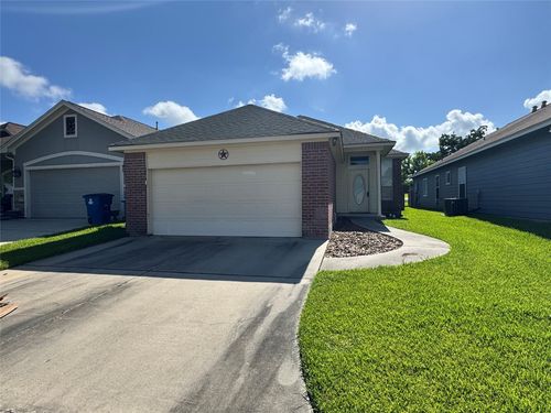 12994 Centaurus Ct, Willis, TX, 77318-5024 | Card Image