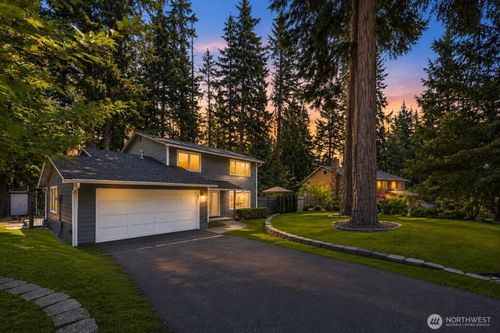 3310 220th Avenue Se, Sammamish, WA, 98075 | Card Image