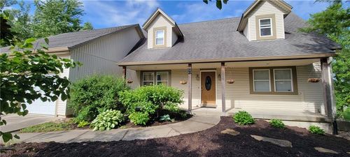 1010 N Prairie Ln, Raymore, MO, 64083-9654 | Card Image