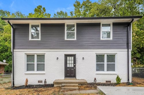 2637 Old Matthews Rd, Nashville, TN, 37207-3808 | Card Image