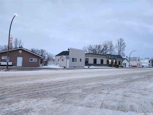 205 Main St, Midale, SK, S0C0R0 | Card Image