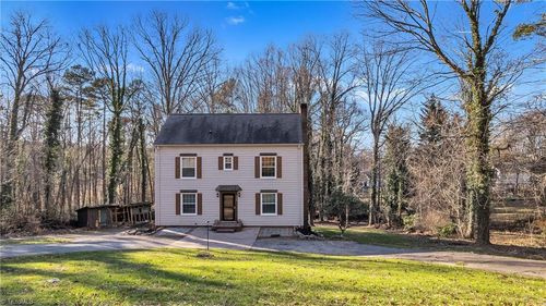 530 Laurel Mountain Rd, North Wilkesboro, NC, 28659-8121 | Card Image