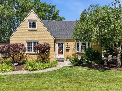 1100 Raven Dr, Pittsburgh, PA, 15243-1240 | Card Image