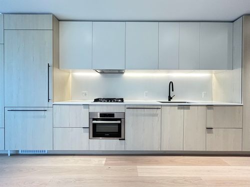 411-2471 St George Street, Vancouver, BC, V5T0L8 | Card Image