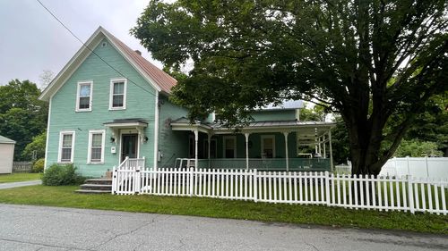 12 Pearl St, Randolph, VT, 05060-1343 | Card Image