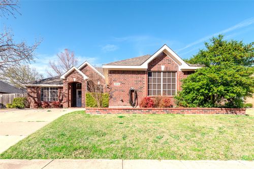 2814 Rosewood Blvd, Mckinney, TX, 75071-3457 | Card Image