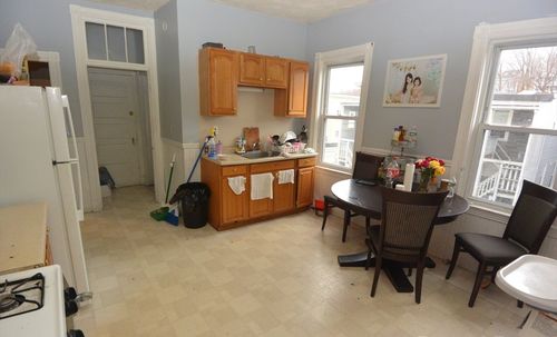 2-10 Bracket St, Boston, MA, 02135 | Card Image