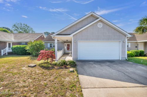 7826 Chipshot Way, Wilmington, NC, 28412-3443 | Card Image