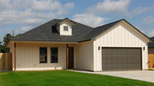 40 Bluegill Dr, Shepherd, TX, 77371-7093 | Card Image