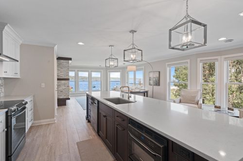 432 Harvard Ave, Fontana, WI, 53125-1413 | Card Image