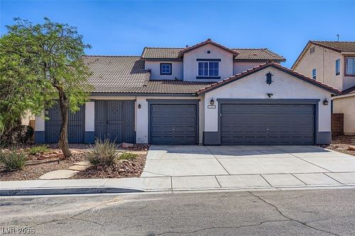 8061 Petunia Flower Way, Las Vegas, NV, 89147-7434 | Card Image