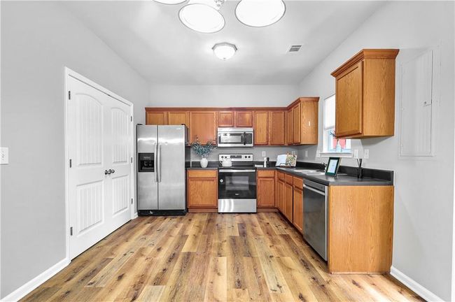 1797 Brookside Lay Cir, Townhouse with 2 bedrooms, 3 bathrooms and 2 parking in Norcross GA | Image 11