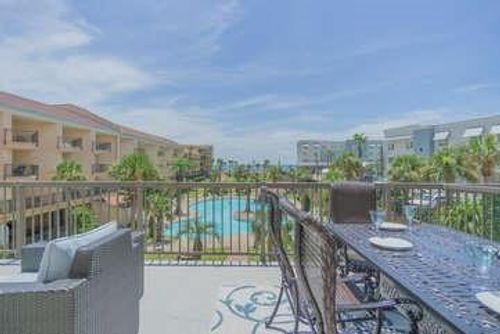 247-9520 Seawall Blvd, Galveston, TX, 77554-5104 | Card Image