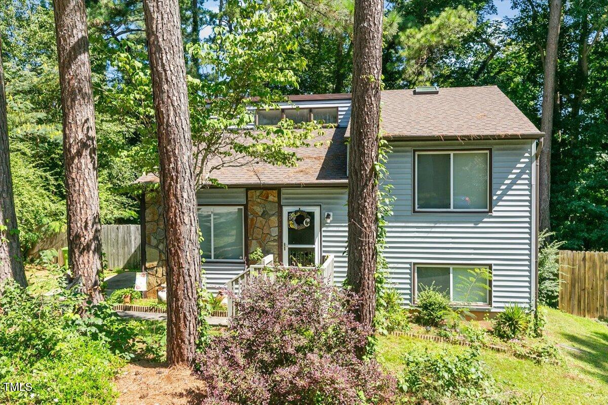 Henslowe Dr, Raleigh, NC 27603
