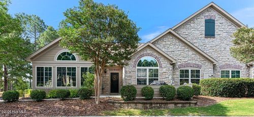 103 W Chelsea Ct, Southern Pines, NC, 28387-2284 | Card Image