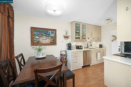 apt-20-2180 Geary Rd, Pleasant Hill, CA, 94523-4560 | Card Image
