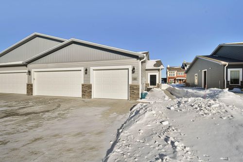 522 34th Way E, West Fargo, ND, 58078-8093 | Card Image