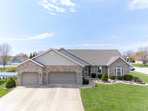177 Oak Hill Dr, Maryville, IL, 62062-6481 | Card Image
