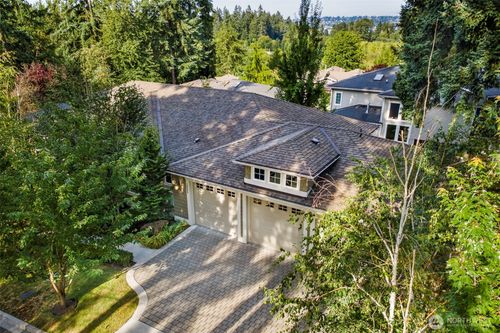10905 102nd Ave Ne, Kirkland, WA, 98033-4427 | Card Image